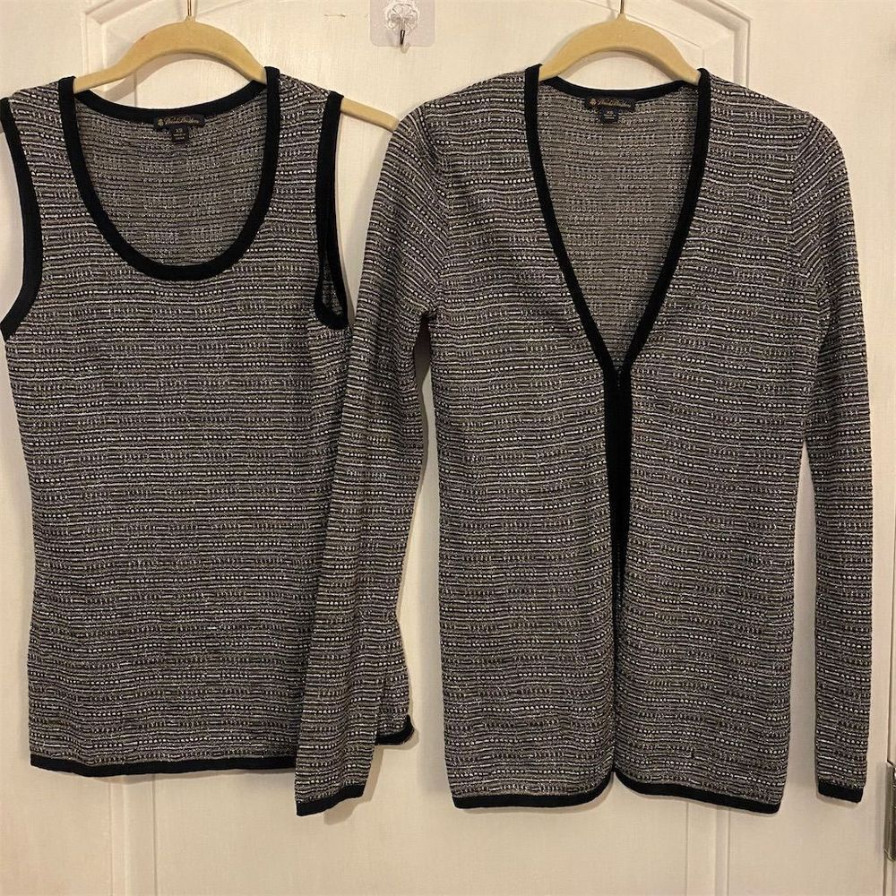 Brooks Brothers Navy and White Women's Cardigan Set - Picture 14 of 14